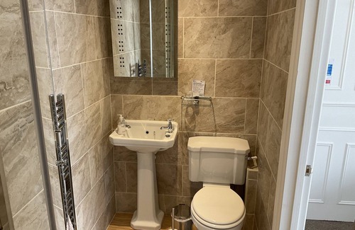 West Cliff House | Glenora Guest House