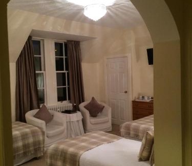 Fort William Bed & Breakfast | Glentower Lower Observatory