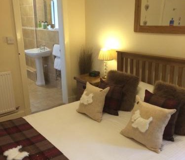 Fort William Bed & Breakfast | Glentower Lower Observatory