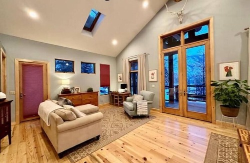 Glenwood Springs House | Glenwood Timber Frame Getaway