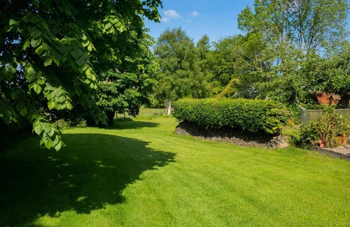 Rhydlewis Cottage | Glenydd, Aberporth - Four Bedroom Cottage, Sleeps 7