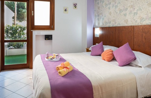 Sperlonga Bed & Breakfast | Glicine room Sperlongaresort