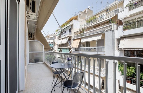 Pangrati Apartment | Glimmer 2-Bedroom Apartment in Athens
