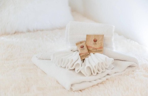 Marsala House | Glint House Rome-Double/Double Room with Single Beds