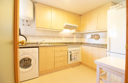 Canet de Berenguer Apartment | Global Properties: Practical apartment with swimming pool in Residencial Brezo Canet