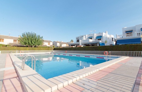 Canet de Berenguer Ski Chalet | Global Properties: Townhouse with swimming pool in Canet beach