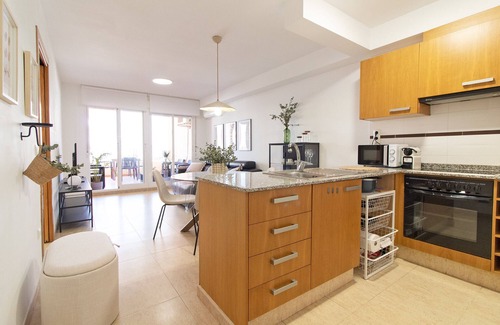 Canet de Berenguer Apartment | Global Properties: Apartment with pool and terrace in Canet beach