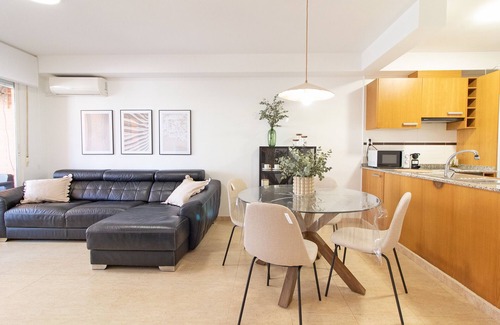 Canet de Berenguer Apartment | Global Properties: Apartment with pool and terrace in Canet beach
