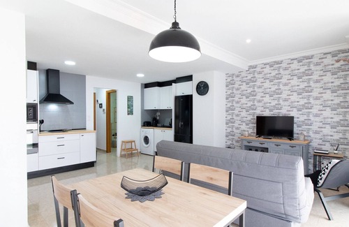 Sagunto Apartment | Global Properties: Practical apartment in Puerto de Sagunto