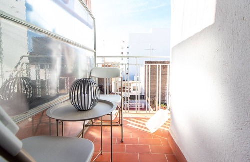 Sagunto Apartment | Global Properties: "Cozy" home in Puerto de Sagunto