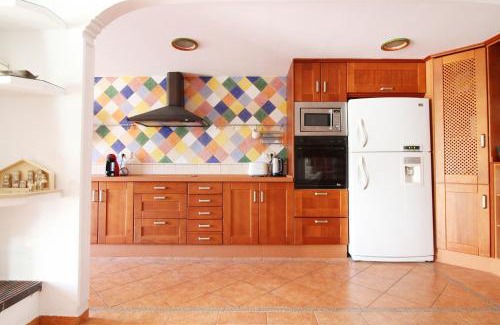 Playa de Almarda House | Global Properties, Adosado en la playa con piscina