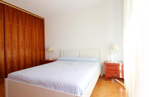 Playa de Almarda House | Global Properties, Adosado en la playa con piscina