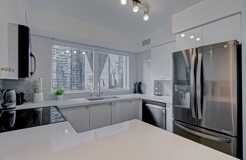Downtown Toronto Condo | GLOBALSTAY. 2 Bedroom Apartment, Balcony