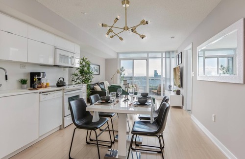 CityPlace Condo | GLOBALSTAY. Elegance Green 12 Floor 2bd 2bath. Balcony