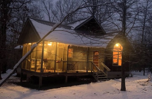 Mentone Cabin | ⭐️Glory Days Cottage⭐️ Cozy/Quiet/Serene🏡