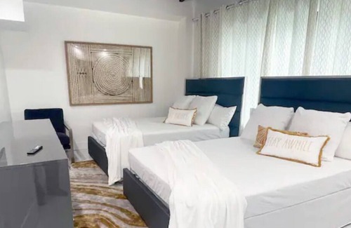 Golden Glades Villa | Glory to God, A Modern Villa! Near Beach.