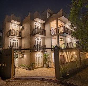 Sri Jayawardenepura Kotte Apartment | Glowing Crescent