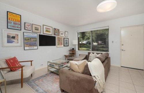 Mosman Park Apartment | GLYDE17 - Glyde Street Retreat