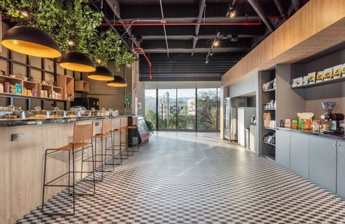 La Aguacatala Apartment | Go Living 1207 · Great Design Loft, City View & AC with coworking