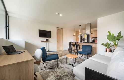 La Aguacatala Apartment | Go Living and Suites by Jalo