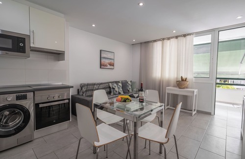 El Madronal Apartment | GO2TENERIFE Apart'Teno Amazing pool view & near the beach