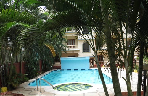 Calangute Apartment | GOA, Calangute, 3rd floor Apt, Near Beach with Balcony
