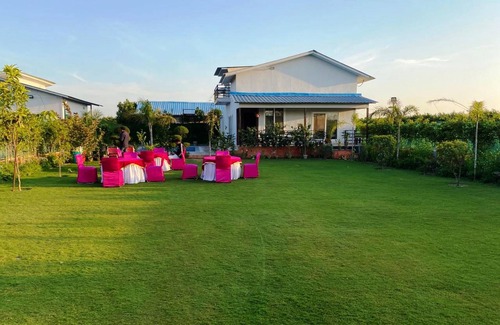 Noida Villa | GoBravo 72 - 3BHK Farm with Pool & Garden Sec150 Noida