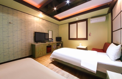 Goheung Hotel | Goheung Nokdong BM
