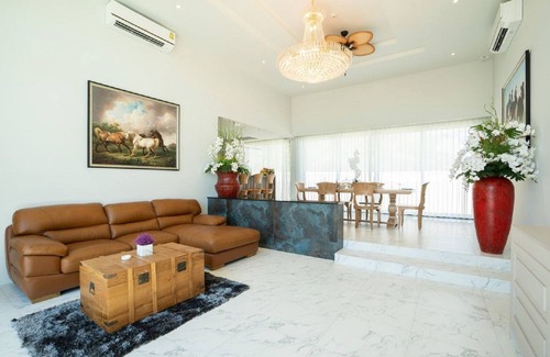 Choeng Thale Villa | Gold Chariot Pool Villa C