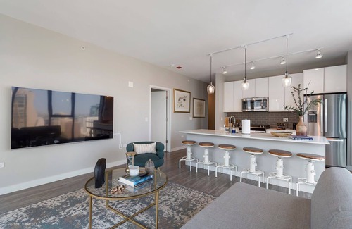 Near North Side Apartment | Gold Coast Gem: A 2BR Sanctuary w/Stunning Views