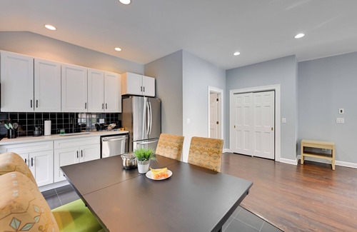 Norwalk Apartment | Gold Coast Getaway! Upscale Apt Near New Canaan