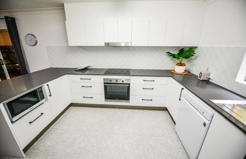 Broadbeach Waters Apartment | Gold Coast Ground Floor Unit- Close to Beach, Casino, GCCEC