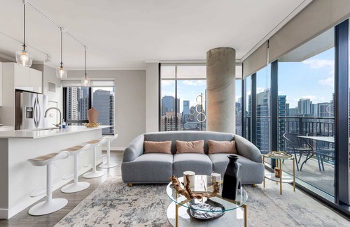 Near North Side Apartment | Gold Coast Luxury: 2BR with Sweeping City Vistas