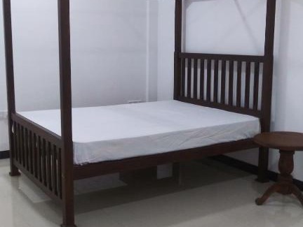 Thalaramba House | Gold Moon