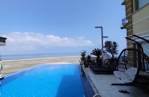 Rize Villa | Gold plus villa