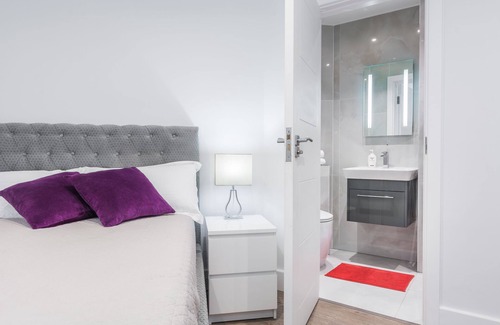 Hale House | Goldbeaters House