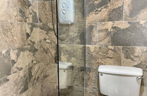 Llanybri House | Goldcrest 3 -Hot Tub-Woodland Lodges-Carmarthenshire-Tenby