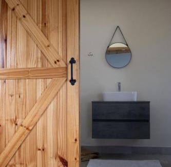 Nottingham Road Apartment | Golden Acre Farm