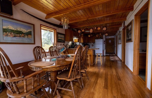 Sitka House | Golden Alaska Lodge - Rustic Cabin Rental in Sitka