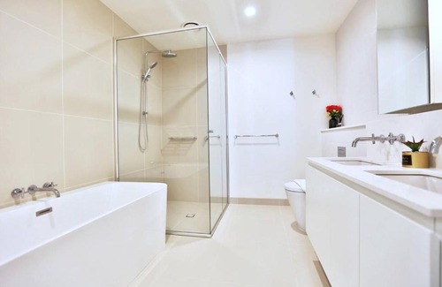 Greater Johannesburg Metropolitan Area Apartment | golden apartment
