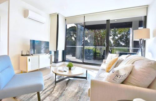 Greater Johannesburg Metropolitan Area Apartment | golden apartment