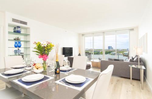 Sunny Isles Beach Apartment | Golden Bay 1003