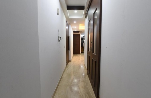 South Extension House | Golden Bed and Breakfast- High Quality Rooms in South Ex-1 D Block