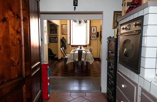 Gavinana Apartment | Golden Cosy Cottage