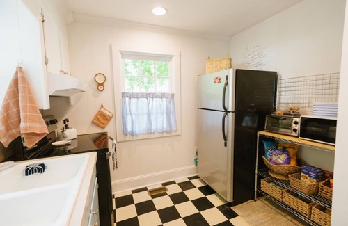 Morattico Cottage | Golden Days River Cottage - Family & pet friendly, river view, water access