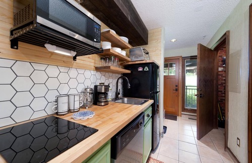 Purgatory Condo | Golden Feather Getaway (#552) |Near Ski - Deck - Golf/AC/Pool/Hot Tub