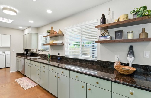 Paradise Valley Village House | Golden Glow Luxe Family Getaway