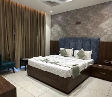 Dapoli Hotel | Golden Heritage Dapoli