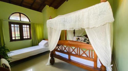 Kandy Cabin | Golden Hill Hanthana