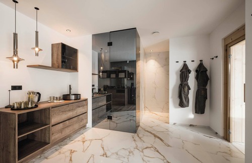 Valle San Silvestro Apartment | Golden Hill at the Gateway to the Dolomites. Apartment with panoramic view.